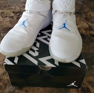 Used Men Jordan Why Not White sand Blue Sz 9